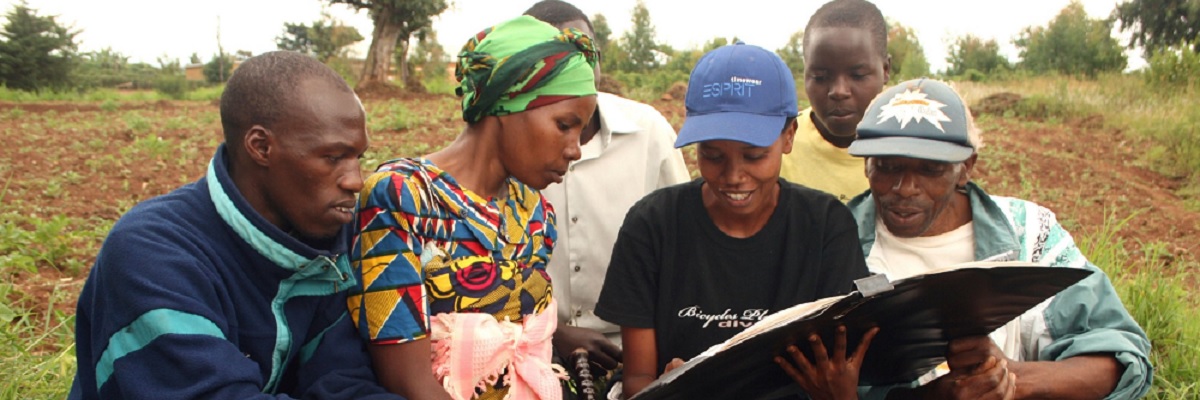 Rwanda encourages citizen participation in decision making at all levels of public administration under a practice called “Imihigo.” Photo credit: HTSPE/DAI Rwanda encourages citizen participation in decision making at all levels of public administration under a practice called “Imihigo.” Photo credit: HTSPE/DAI