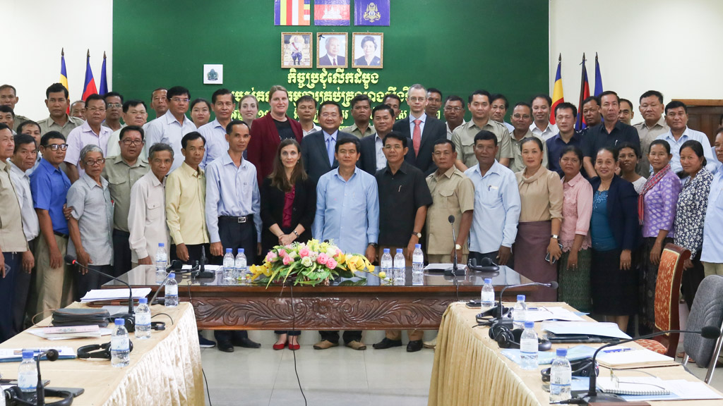 Dozens of leaders participated in the inaugural meeting of the Stung Chinit River Basin Management Committee (RBMC) on April 30 in Kampong Thom, Cambodia. Photo by SWP.