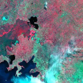 The SERVIR-Africa team captured multispectral imagery of the Nzoia River basin from the NASA's EO-1 satellite on August 23, 2008 to provide baseline imagery of this frequently flooded area for future analysis. Credit: SERVIR Global