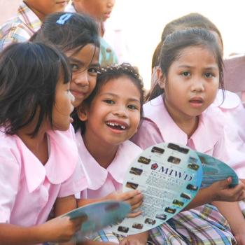 Students attend a Metro Iloilo Water District (MIWD) educational tour. Photo credit: MIWD
