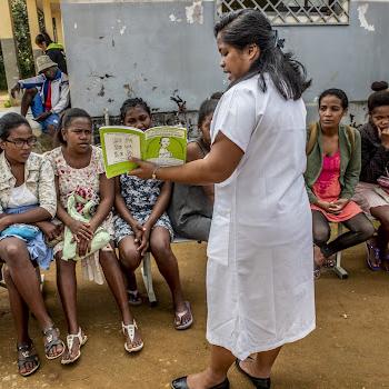 Dr. Hariniony Rakotoarimanana in Madagascar holds an educational session for young women before they have individual appointments at the local clinic.