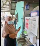 In Indonesia, handwashing stations represent an important resource to reduce disease transmission. Photo credit: USAID/IUWASH PLUS